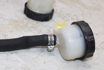 2004 TRIUMPH DAYTONA 600 OEM FRONT REAR BRAKE MASTER RESERVOIR TANK BOTTLE PAIR