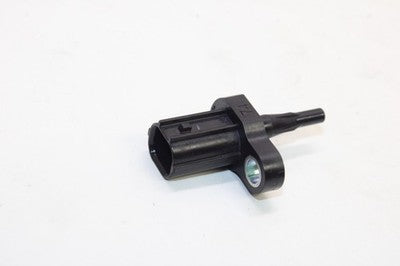 18-23 KAWASAKI NINJA 400 EX400 OEM AIR INTAKE TEMPERATURE TEMP SENSOR