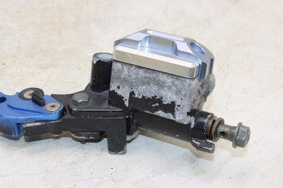 1996 Yamaha FZR600R OEM FRONT BRAKE MASTER CYLINDER W/ LEVER