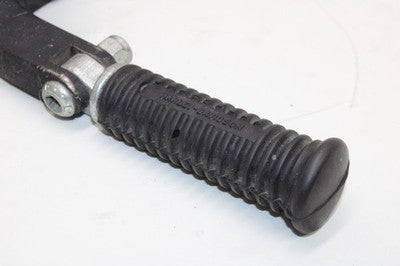 2006 HARLEY-DAVIDSON DhttYNA WIDE GLIDE FXDWGI OEM LEFT FRONT FOOT REST PEG STEP