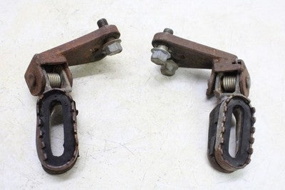 80-83 YAMAHA XT250 OEM FRONT LEFT RIGHT FOOT RESTS PEGS