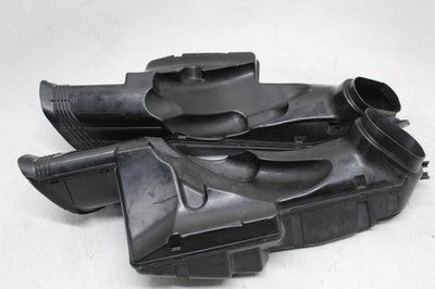 06 07 SUZUKI GSXR 750 OEM LEFT RIGHT RAM AIR INTAKE DUCT TUBE