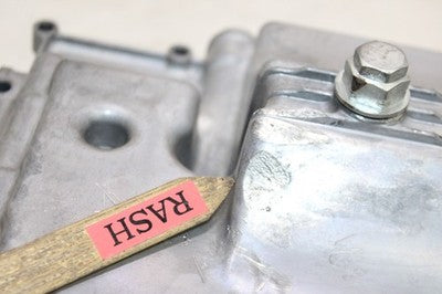 1995 SUZUKI KATANA 750 GSX750F OEM ENGINE MOTOR BOTTOM OIL PAN COVER