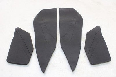 2018 YAMAHA XMAX CZD300A OEM FLOOTBOARD PADDING COVER SET