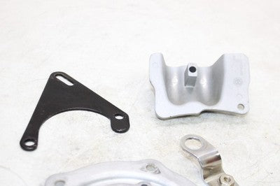 2004 HARLEY-DAVIDSON ELECTRA GLIDE FLHT OEM MISC BRACKERS MOUNTS SET