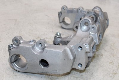 2001 HONDA CBR929RR OEM SWINGARM BRACKET MOUNT