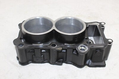 19-24 YAMAHA YZF R3 OEM ENGINE MOTOR PISTON CYLINDERS BLOCK JUG