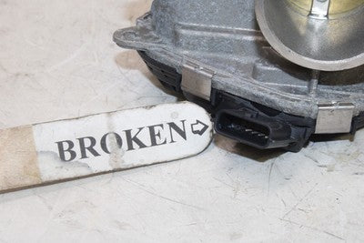 2018 HUSQVARNA SVARTPILEN 401 OEM MAIN FUEL INJECTORS / THROTTLE BODIES