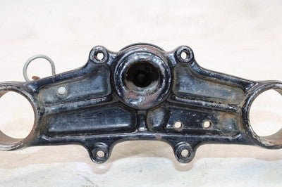 1980 YAMAHA XT250 OEM FRONT FORKS CLAMP LOWER TRIPLE TREE STEM