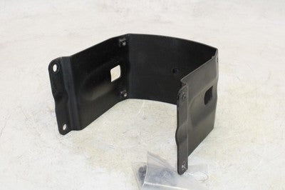 2009 KAWASAKI VULCAN 900 VN900D CLASSIC LT OEM FRONT WHEEL FENDER BRACKET MOUNT