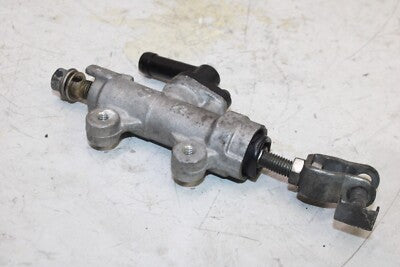 87-90 HONDA CBR600F OEM REAR BACK BRAKE MASTER CYLINDER