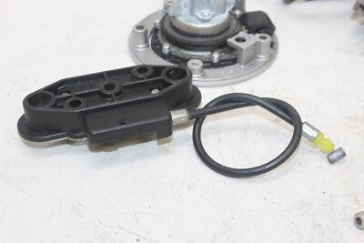 06-09 SUZUKI GSXR750 OEM IGNITION LOCK KEY SET W/ GAS CAP AND SEAT LOCK