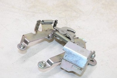 2010 Honda Elite 110 NHX110 OEM FRONT DRIVER SEAT LATCH LOCK ASSEMBLY