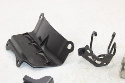 2018 YAMAHA XMAX CZD300A OEM MISC BRACKETS MOUNTS