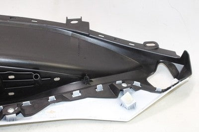 2018 YAMAHA XMAX CZD300 OEM RIGHT SIDE FOOT PANEL REST COWL