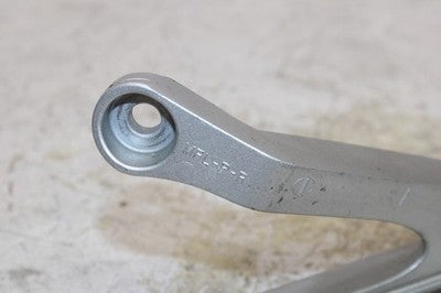 2013 HONDA CBR1000RR OEM RIGHT REAR BACK PASSENGER PEG