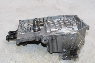 96-98 SUZUKI BANDIT 600 GSF600S OEM ENGINE MOTOR BOTTOM OIL PAN COVER