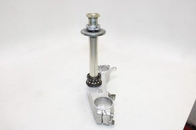 06-09 SUZUKI GSXR 600 OEM FRONT FORKS CLAMP LOWER TRIPLE TREE STEM