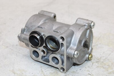 1998 KAWASAKI CONCOURS 1000 ZG1000A OEM ENGINE MOTOR OIL PUMP HOUSING