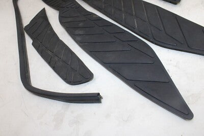 2006 SUZUKI BURGMAN AN400S OEM FLOOR BOARD FOOT REST SET