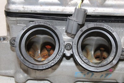 10-14 KAWASAKI CONCOURS 14 ZG1400C ABS OEM ENGINE TOP END CYLINDER HEAD