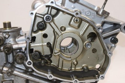 04-06 SUZUKI VSTROM 650 DL650 OEM ENGINE MOTOR CRANKCASE CRANK CASES BLOCK