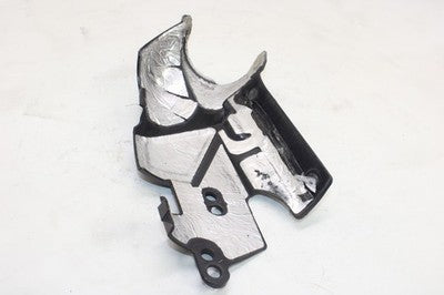 2009 Yamaha YZF R1 OEM RIGHT MUFFLER EXHAUST PIPE COVER HEAT SHIELD GUARD