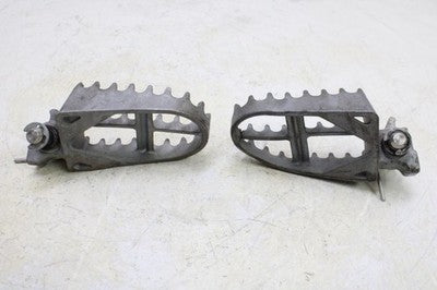 2009 BMW G450X OEM REAR LEFT RIGHT FOOT RESTS PEGS