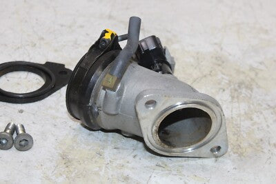 2006 SUZUKI BURGMAN 400 AN400S OEM MANIFOLD BRACKET PIPE