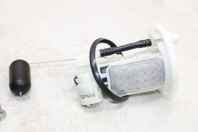 2018 YAMAHA XMAX CZD300A OEM FUEL PUMP GAS PETROL SENDER UNIT