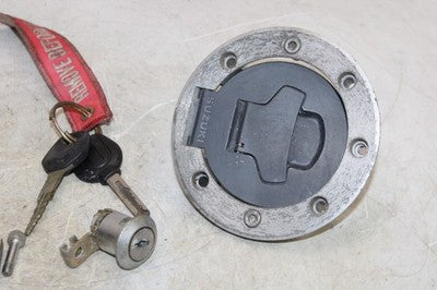 2000 SUZUKI GSXR 750 OEM SET W/ GAS CAP AND SEAT LOCK WITH KEY