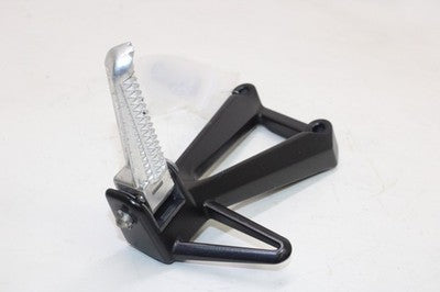 15-17 YAMAHA YZF R3 OEM LEFT REAR BACK PASSENGER PEG