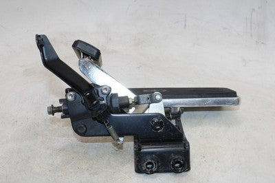 01-03 YAMAHA ROAD STAR XV1600A OEM RIGHT FOOT REST W BRAKE PEDAL