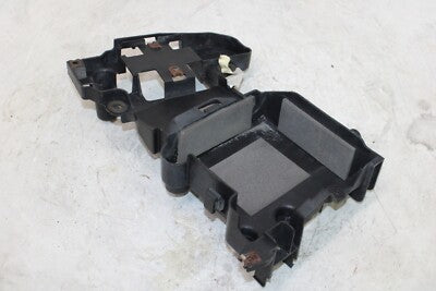 03-09 YAMAHA V STAR 1100 XVS1100 OEM BATTERY TRAY BOX HOLDER