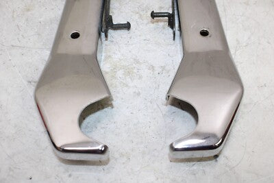 2004 KAWASAKI VULCAN 1500 VN1500E CLASSIC OEM REAR PASSENGER FENDER GRAB RAIL