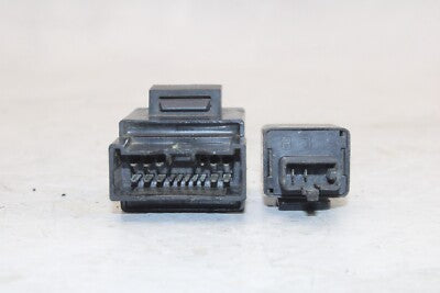 01-05 YAMAHA FZ1 Fazer FZS1000 OEM TURN SIGNAL BLINKER RELAY FLASHER SWITCH PAIR