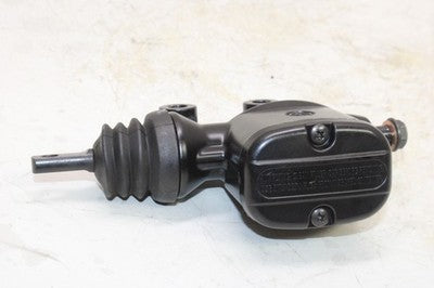 2015 HARLEY-DAVIDSON ROAD GLIDE FLTRXS OEM REAR BACK BRAKE MASTER CYLINDER