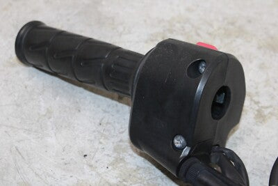 2014 KAWASAKI NINJA EX300B ABS OEM RIGHT CLIP ON HANDLE KILL OFF START SWITCH