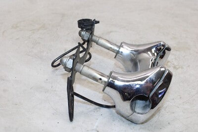 2008 YAMAHA V STAR 1100 XVS1100 CUSTOM OEM HANDLEBAR CLAMP MOUNT