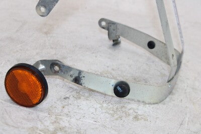 2015 SUZUKI BOULEVARD C50 VL800 OEM FRONT WHEEL FENDER BRACKET MOUNT