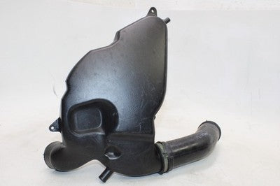 97-07 YAMAHA YZF600R OEM RIGHT RAM AIR INTAKE DUCT TUBE