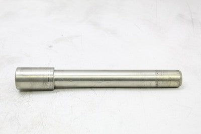 06-09 SUZUKI GSXR 600 OEM FRONT WHEEL RIM AXLE PIVOT BOLT