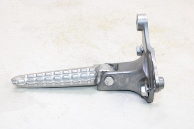 2018 YAMAHA XMAX CZD300A OEM RIGHT REAR BACK PASSENGER PEG