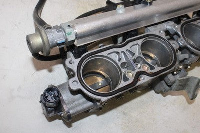 99-03 HONDA CBR1100XX OEM MAIN FUEL INJECTORS / THROTTLE BODIES