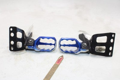 2003 BMW F650GS DAKAR FRONT FOOT RESTS PEGS STEPS SET PAIR FASTWAY