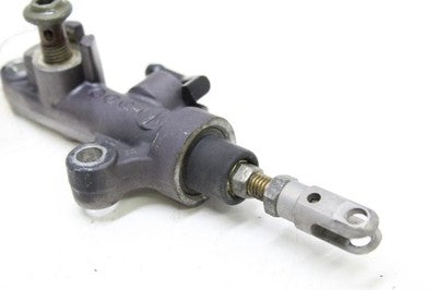 06-09 YAMAHA YZF R6S OEM REAR BACK BRAKE MASTER CYLINDER