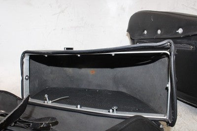 2007 HONDA SHADOW VLX 600 VT600CD DELUXE OEM SIDE CARGO LUGGAGE SADDLEBAG PAIR