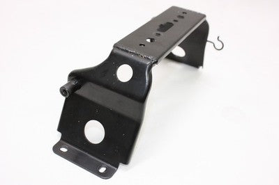 2005 YAMAHA VINO 125 YJ125 OEM SEAT LATCH BRACKET