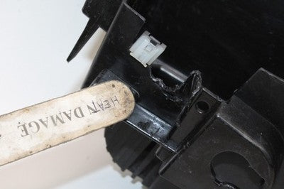 2019 KAWASAKI VULCAN S EN650 ABS BATTERY TRAY BOX HOLDER OEM