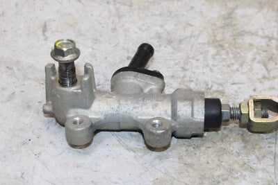 1992 SUZUKI KATANA 600 GSX600F OEM REAR BACK BRAKE MASTER CYLINDER